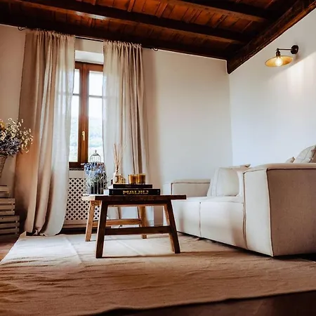 アパート Penthouse On Isola Dei Pescatori