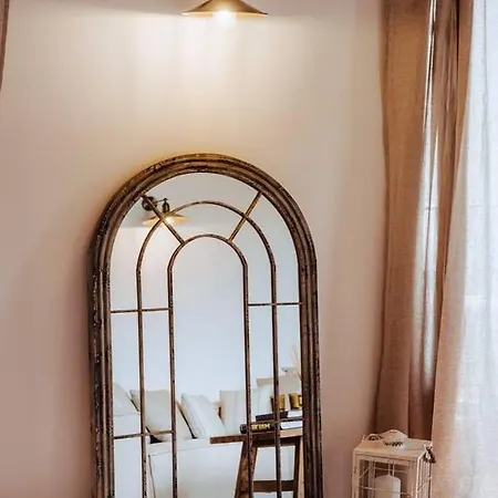 アパート Penthouse On Isola Dei Pescatori *
